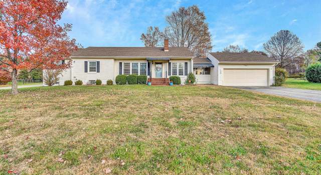 Photo of 1706 Deyerle Rd SW, Roanoke, VA 24018