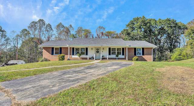 Photo of 1325 Drewrys Hill Rd, Vinton, VA 24179