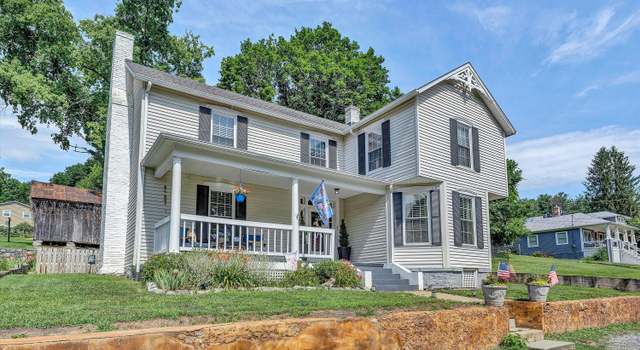 Photo of 21 S Factory St, Fincastle, VA 24090