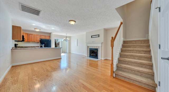 Photo of 185 Huff Heritage Ln, Christiansburg, VA 24073