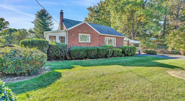 Photo of 3918 Hawley Dr, Salem, VA 24153
