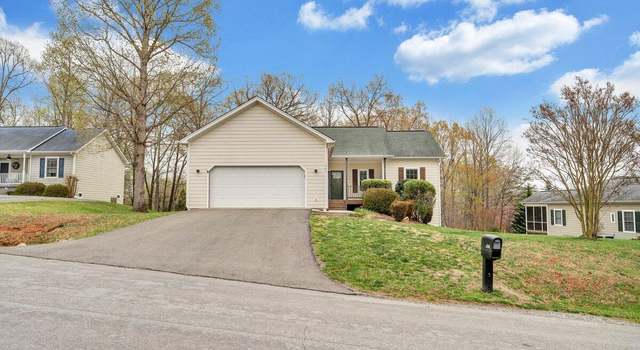 Photo of 1037 Joffrey Dr, Huddleston, VA 24104