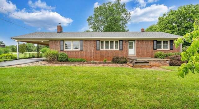 Photo of 8 Crafts Church Rd, Glade Hill, VA 24092