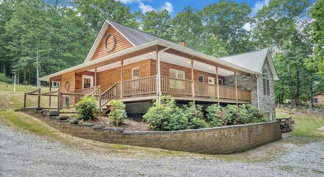 Photo of 1403 Greyledge Rd, Buchanan, VA 24066