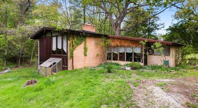 Photo of 1817 English Forest Rd, Pulaski, VA 24301