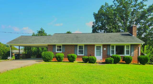 Photo of 505 Hilltop Dr, Rocky Mount, VA 24151