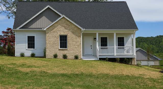 Photo of 5591 Old Grove Ln, Salem, VA 24153