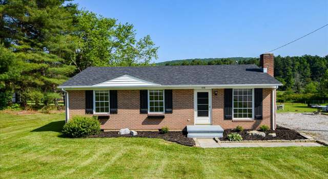 Photo of 938 Boulder Ln, Pilot, VA 24138