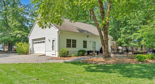 Photo of 201 Byway Rd, Huddleston, VA 24104