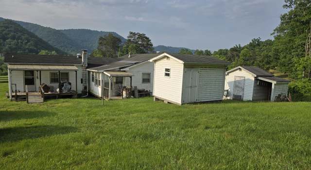 Photo of 2093 Burkette Rd, Elliston, VA 24087