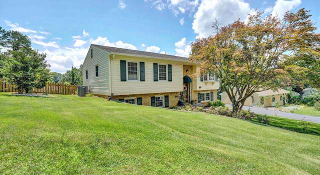 Photo of 242 Woodlawn Ave, Blue Ridge, VA 24064