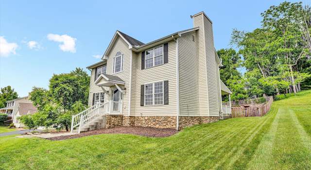 Photo of 135 Sapphire Ave, Christiansburg, VA 24073