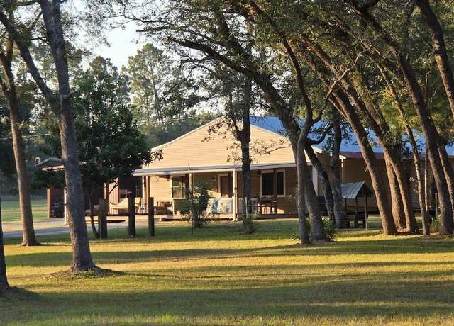 Property at 25700 County Road 38, Summerdale, AL 36580, 2 beds, 2 baths