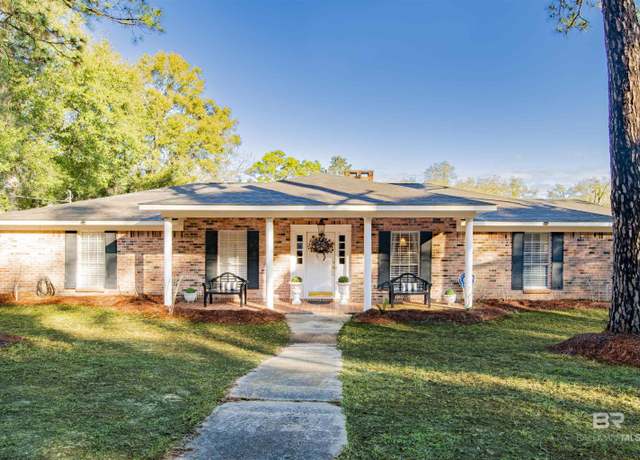 Property at 5450 Gaillard Dr, Mobile, AL 36608, 4 beds, 2.5 baths