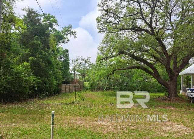 Property at 7625 Riverwood Dr, Foley, AL 36535