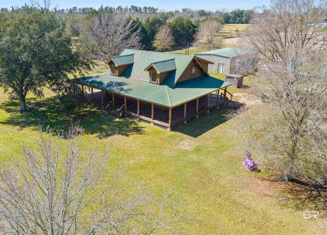 Property at 19475 Adams Dr, Summerdale, AL 36580, 4 beds, 2 baths