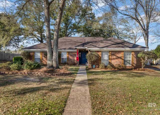 Property at 9950 N Breckenridge Dr, Mobile, AL 36608, 3 beds, 2.5 baths