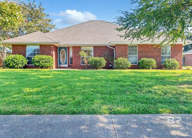 Property at 9607 Czar Ct, Fairhope, AL 36532, 4 beds, 2 baths
