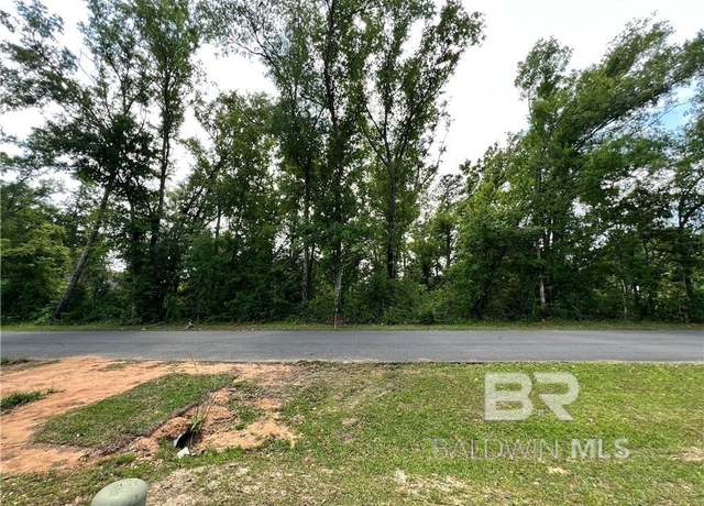 Property at 317 W Rosetta Ave, Foley, AL 36535