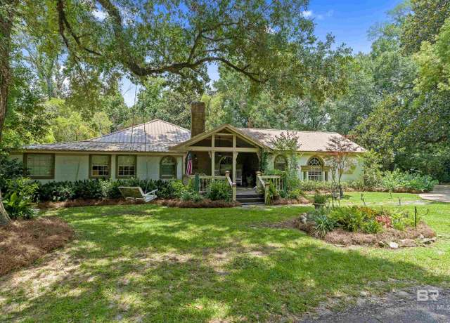 Property at 257 Morphy Ave, Fairhope, AL 36532, 4 beds, 3.5 baths