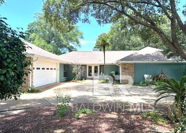Property at 1417 E Fairway Dr, Gulf Shores, AL 36542, 3 beds, 2.5 baths