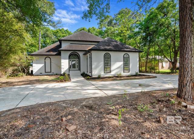 Property at 621 Wedgewood, Gulf Shores, AL 36542, 4 beds, 3 baths