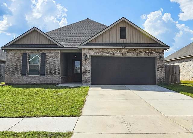 Property at 23541 District Dr, Robertsdale, AL 36567, 3 beds, 2 baths