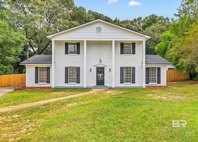 Property at 4705 Sherry Ct, Mobile, AL 36693, 4 beds, 3 baths