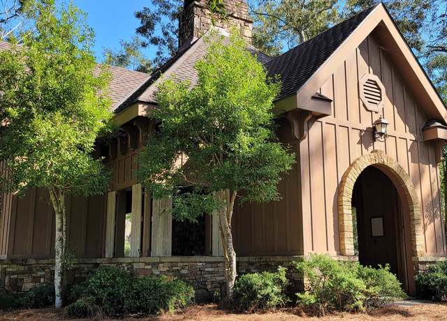 Property at 1 Redfern Rd, Daphne, AL 36526