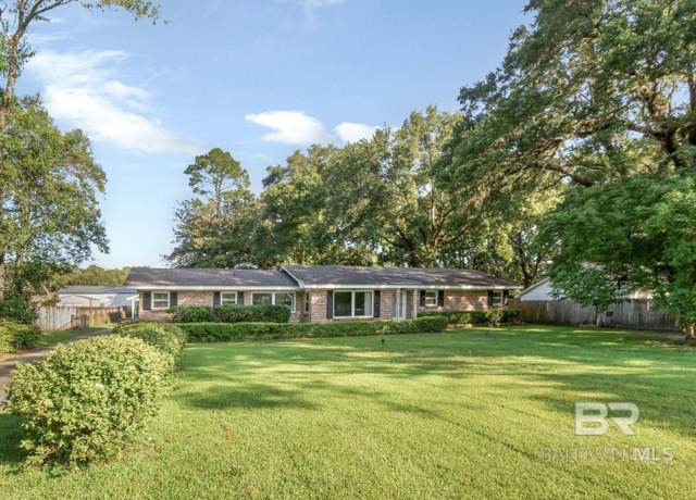 Property at 4220 Highway 90 Dr, Mobile, AL 36693, 3 beds, 2 baths