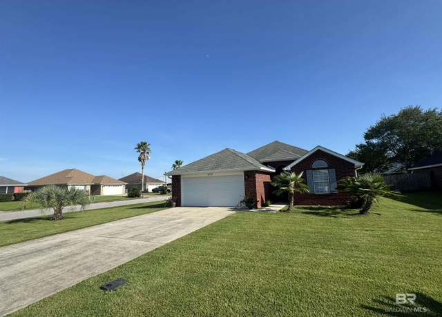 Property at 16712 Sweet Gum Blvd, Foley, AL 36535, 3 beds, 2 baths