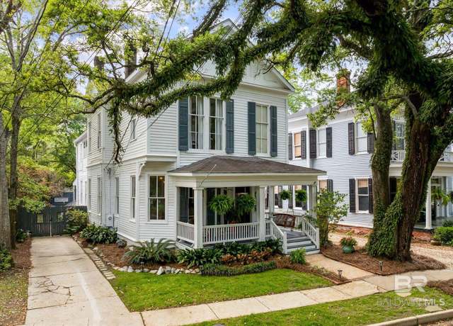 Property at 206 Roper St, Mobile, AL 36604, 3 beds, 3.5 baths