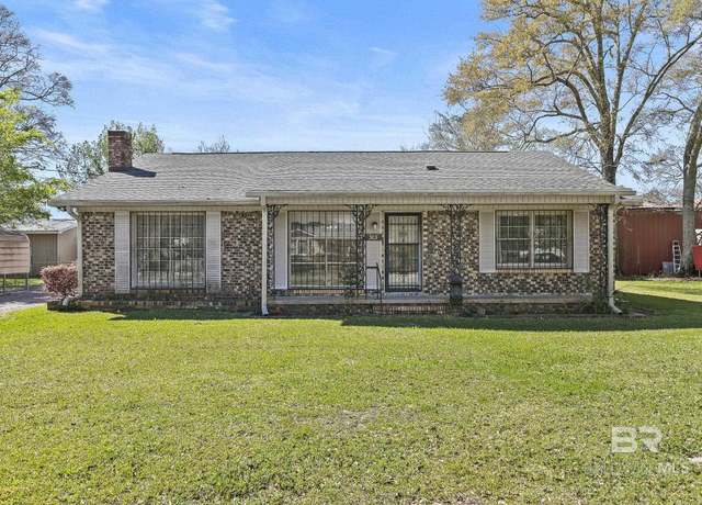 Property at 303 W Banyan St, Bay Minette, AL 36507, 4 beds, 2 baths