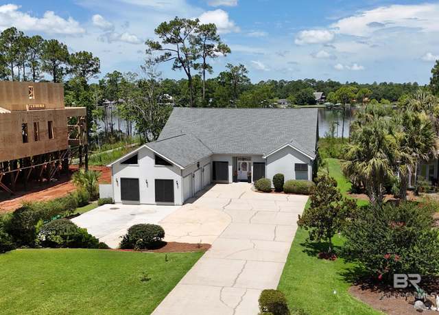 Property at 8585 Bay Harbor Rd, Elberta, AL 36530, 3 beds, 3.5 baths