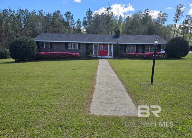 Property at 675 Highland Ave, Flomaton, AL 36441, 3 beds, 2.5 baths