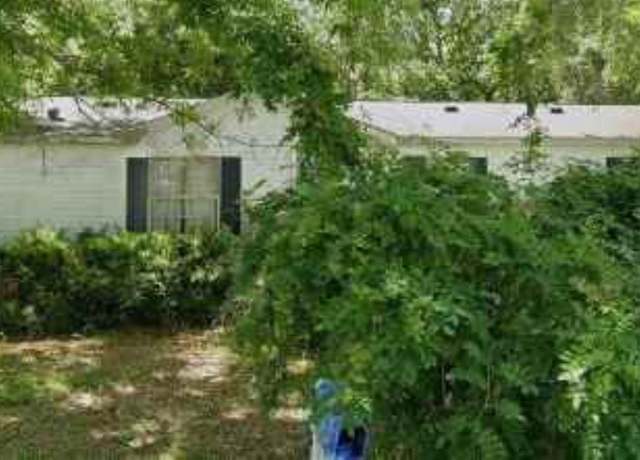 Property at 158 N Wren Ln, Robertsdale, AL 36567, 4 beds, 3 baths