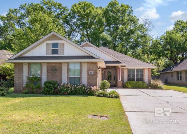 Property at 306 Blackfriars St, Fairhope, AL 36532, 3 beds, 2 baths