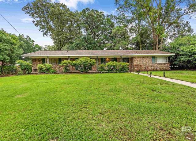Property at 4103 Belvedere St, Mobile, AL 36693, 4 beds, 2 baths