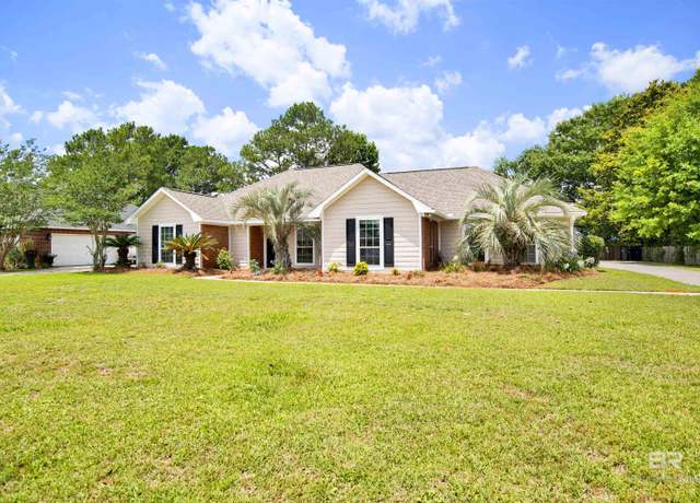 Property at 9825 Fairway Dr, Foley, AL 36535, 4 beds, 3 baths