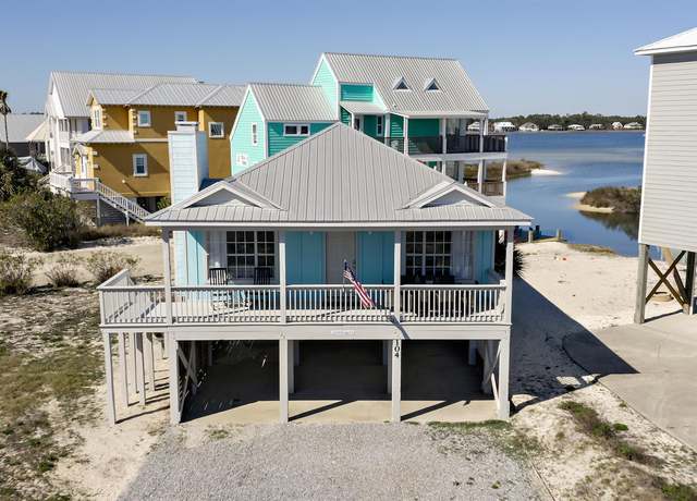 Property at 104 Sand Dune Dr, Gulf Shores, AL 36542, 4 beds, 2 baths