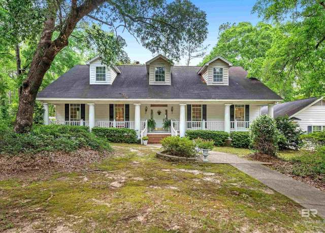 Property at 7455 Blakeley Oaks Dr, Spanish Fort, AL 36527, 4 beds, 4 baths
