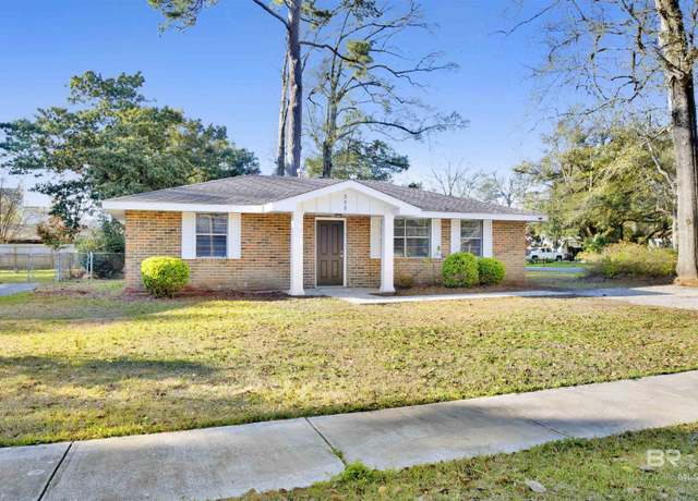Property at 752 Michigan Ave, Fairhope, AL 36532, 2 beds, 1 bath