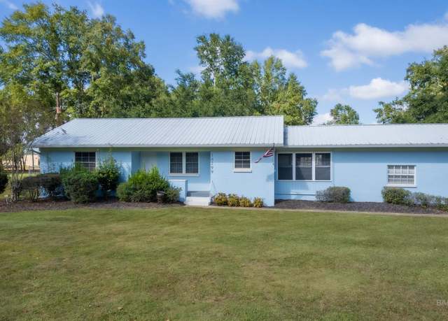 Property at 18299 US Highway 98, Foley, AL 36535, 2 beds, 1.5 baths