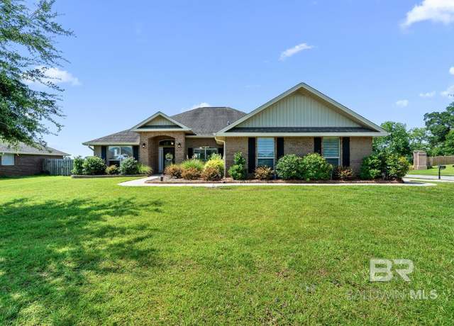 Property at 14524 Troon Dr, Foley, AL 36535, 4 beds, 3 baths