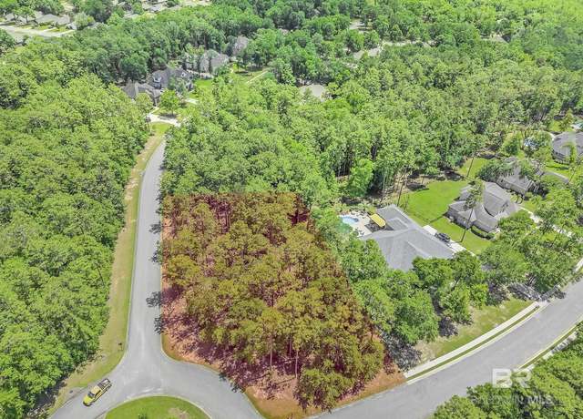 Property at 28392 Beau Chene Ct, Daphne, AL 36526