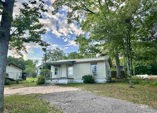 Property at 504 Alco Dr, Brewton, AL 36426, 2 beds, 1 bath