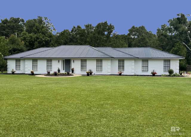 Property at 17773 W Richmond St, Robertsdale, AL 36567, 4 beds, 2 baths