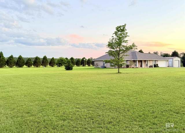 Property at 23604 Bennie Jo Ln, Robertsdale, AL 36567, 3 beds, 2 baths