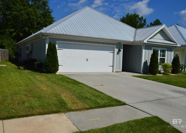 Property at 8209 Carmel Cir, Foley, AL 36535, 4 beds, 2.5 baths