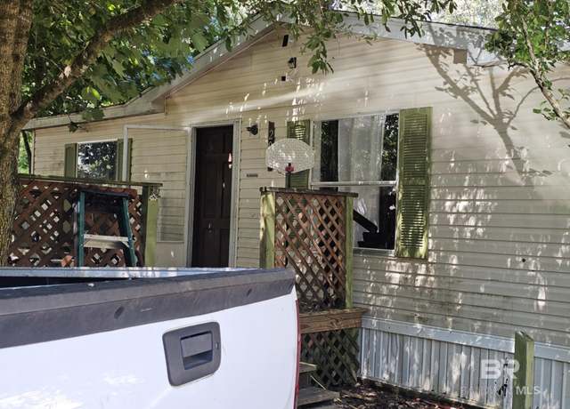 Property at 203 Cardinal Dr, Robertsdale, AL 36567, 3 beds, 2 baths